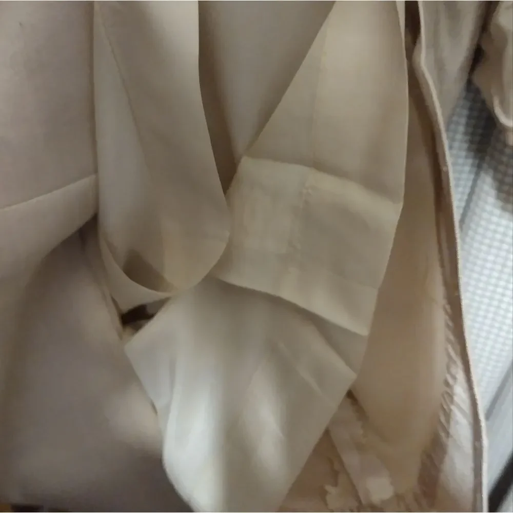 Vintage  Betsy Bates raw silk skirt suit